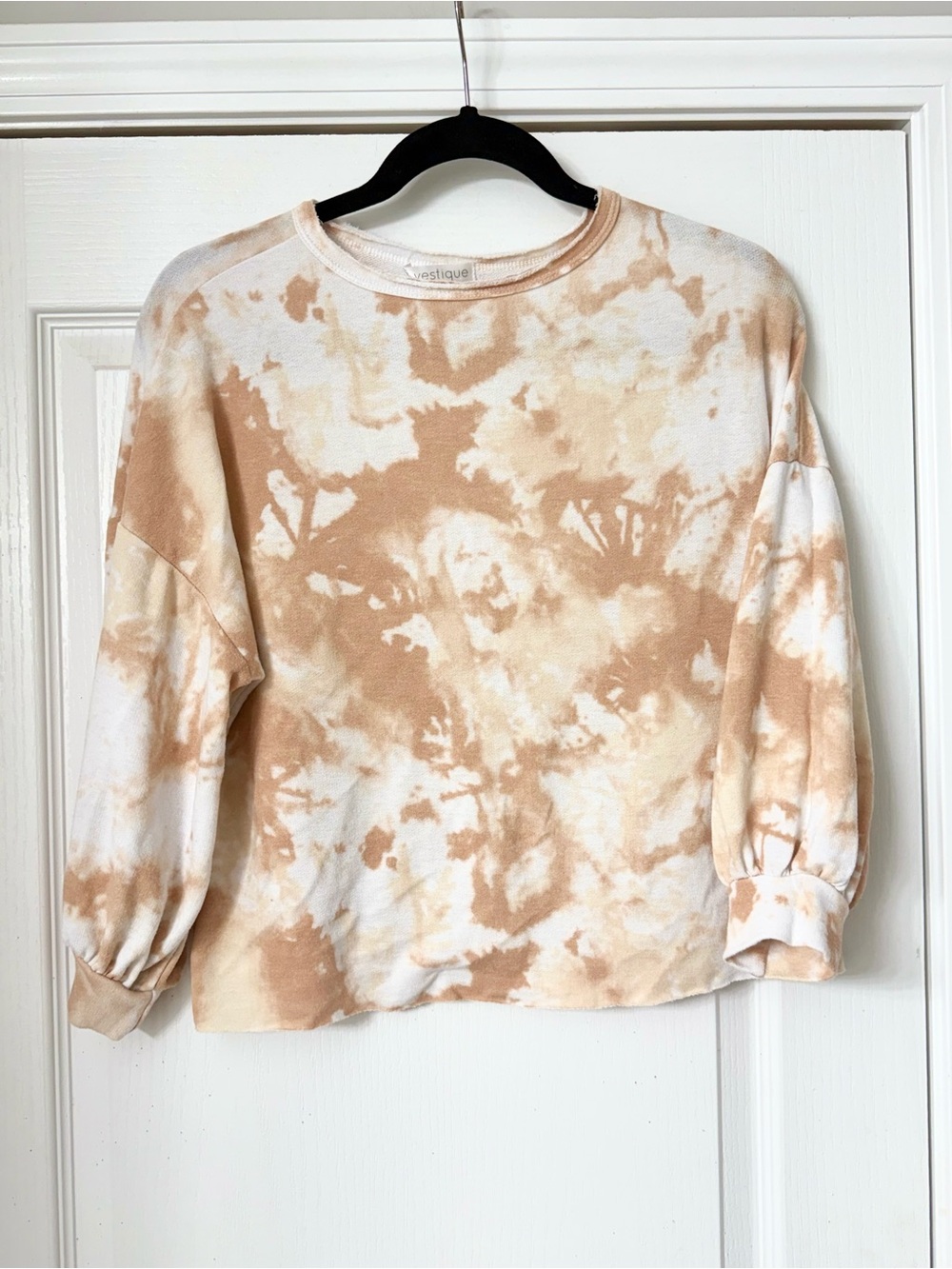 vestique Cream & Tan Tie-Dye Pullover Hoodie